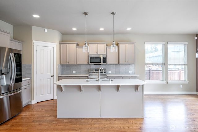 4442 Logan Drive NE, Lacey, WA 98516