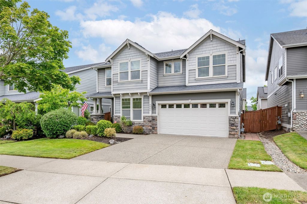 4442 Logan Drive NE, Lacey, WA 98516