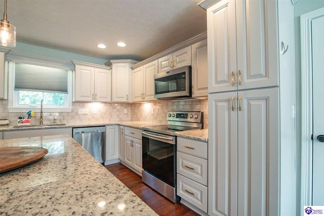 30 Cockeriell Court, Elizabethtown, KY 42701