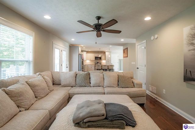 30 Cockeriell Court, Elizabethtown, KY 42701
