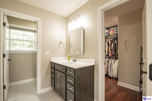 30 Cockeriell Court, Elizabethtown, KY 42701