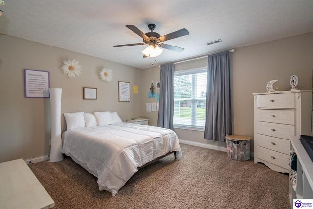 30 Cockeriell Court, Elizabethtown, KY 42701