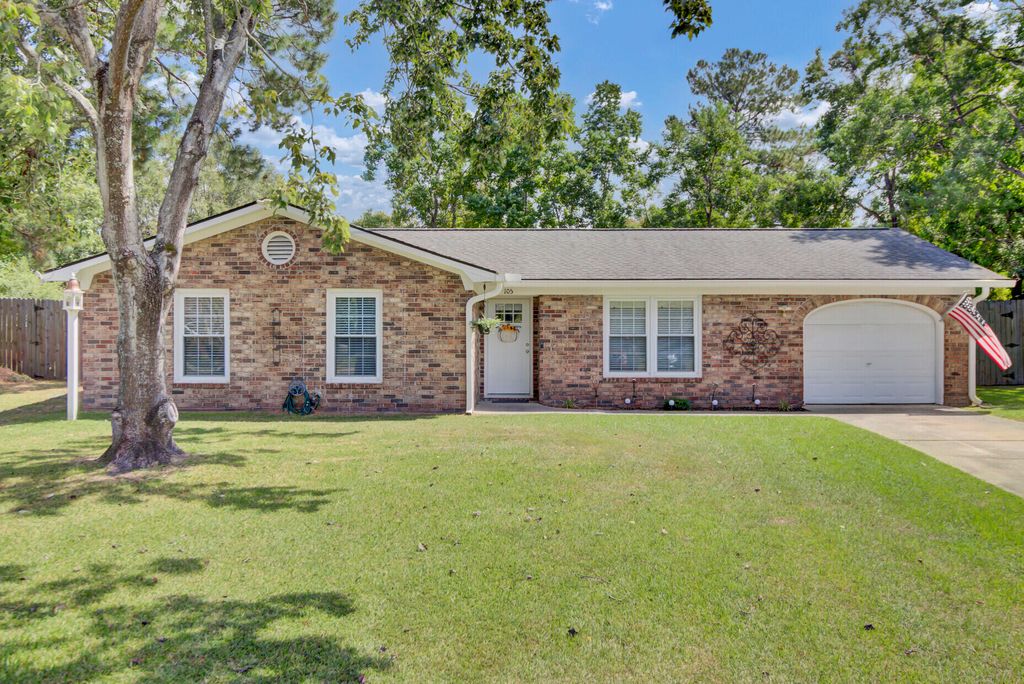 105 Coney Court, Summerville, SC 29486