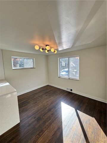 7811 Mount Carmel Rd, West Mifflin, PA 15147