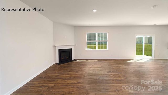 137 Pecan Grove Lane, Statesville, NC 28677