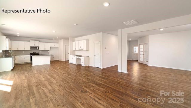 137 Pecan Grove Lane, Statesville, NC 28677