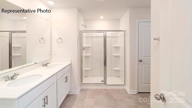 137 Pecan Grove Lane, Statesville, NC 28677