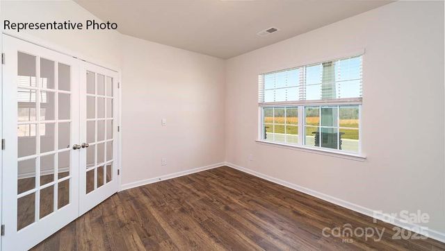 137 Pecan Grove Lane, Statesville, NC 28677