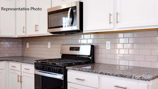 137 Pecan Grove Lane, Statesville, NC 28677