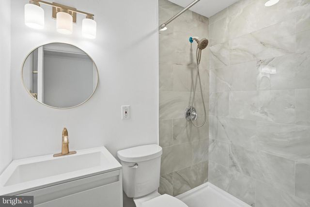 313 C ST SE, Washington, DC 20003