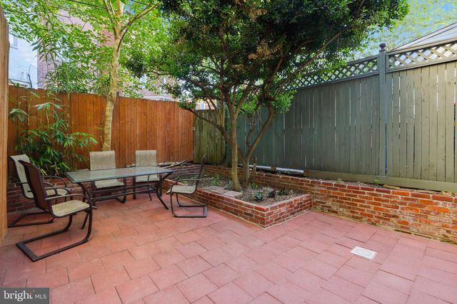 313 C ST SE, Washington, DC 20003