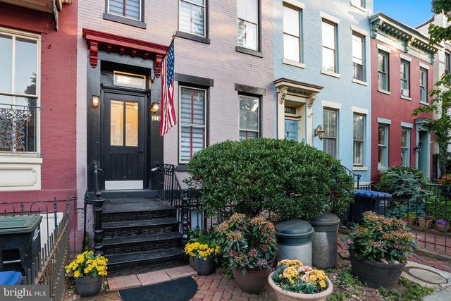 313 C ST SE, Washington, DC 20003