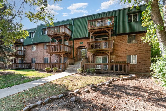 1994 Tall Oaks Drive 1B, Aurora, IL 60505