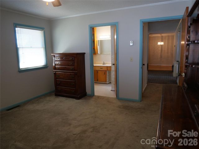 220 N Russell Street, Troy, NC 27371