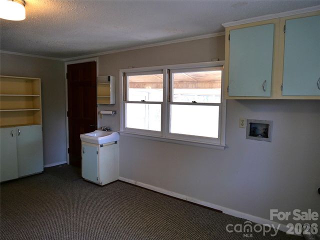 220 N Russell Street, Troy, NC 27371