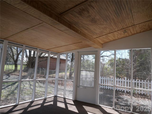 220 N Russell Street, Troy, NC 27371