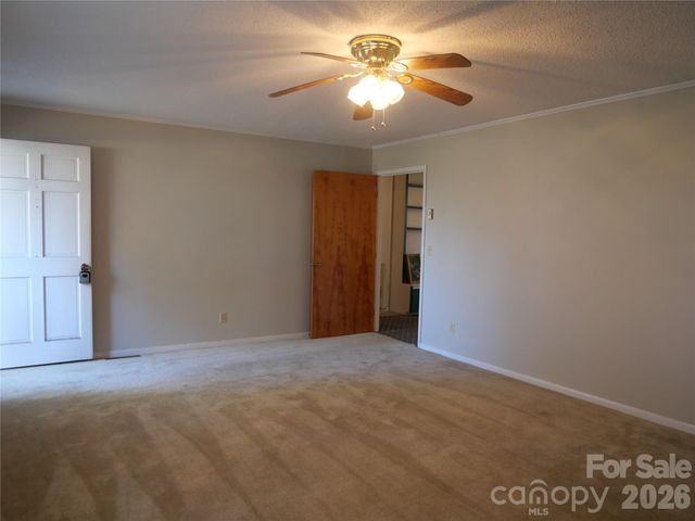 220 N Russell Street, Troy, NC 27371