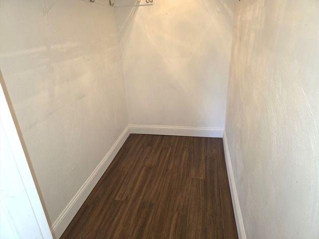 70 Mudge St 12, Lynn, MA 01902