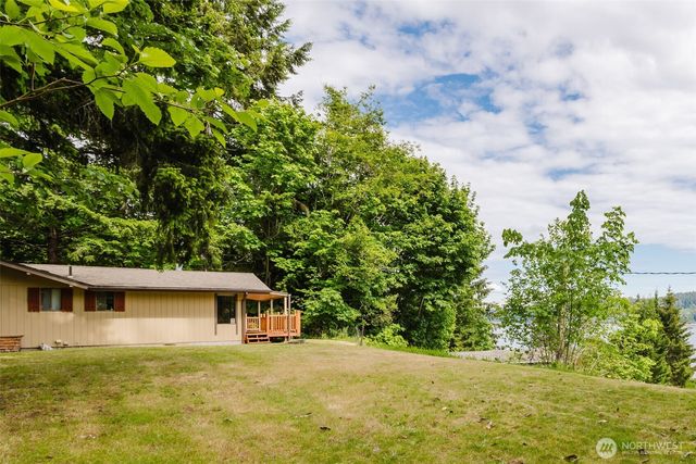 30 NE Alta Vista Drive, Belfair, WA 98528