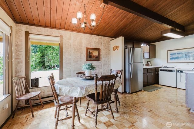 30 NE Alta Vista Drive, Belfair, WA 98528
