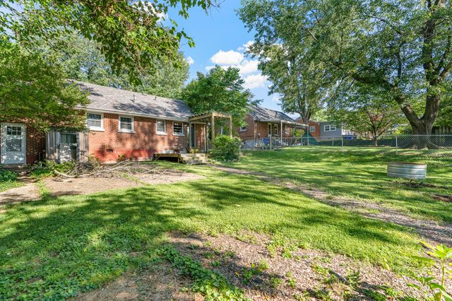 2009 Dellwood Drive, Lexington, KY 40503