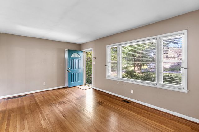 2009 Dellwood Drive, Lexington, KY 40503
