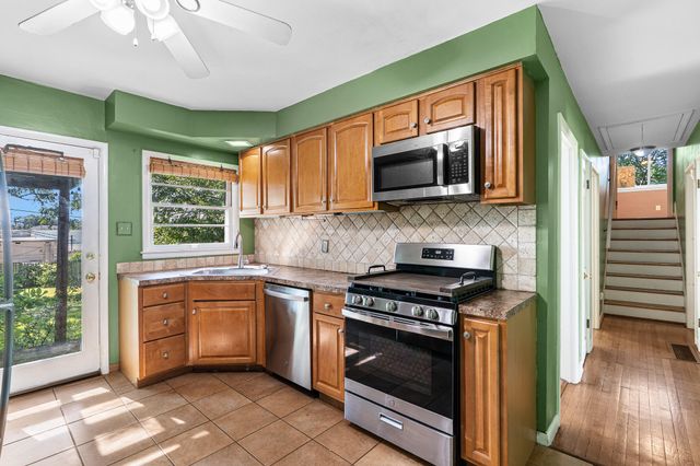 2009 Dellwood Drive, Lexington, KY 40503