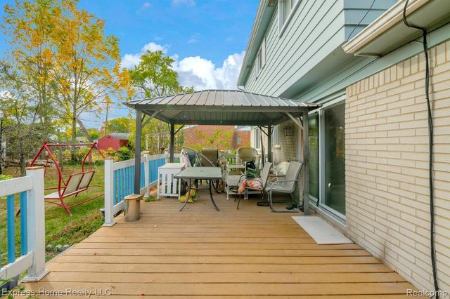 2338 Marlow Drive, Warren, MI 48092