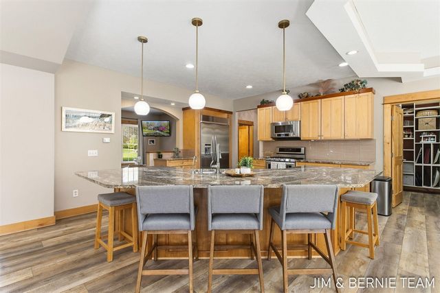 6427 Sand Castle View, Holland, MI 49423