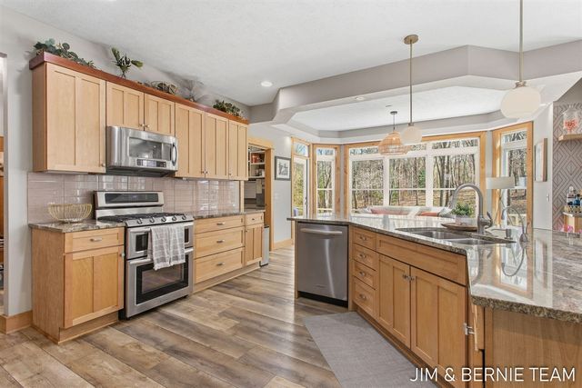 6427 Sand Castle View, Holland, MI 49423