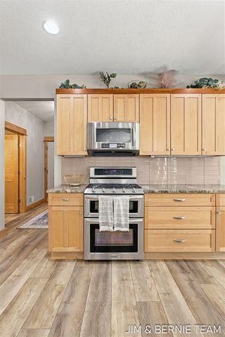 6427 Sand Castle View, Holland, MI 49423