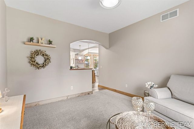 6427 Sand Castle View, Holland, MI 49423