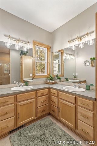 6427 Sand Castle View, Holland, MI 49423