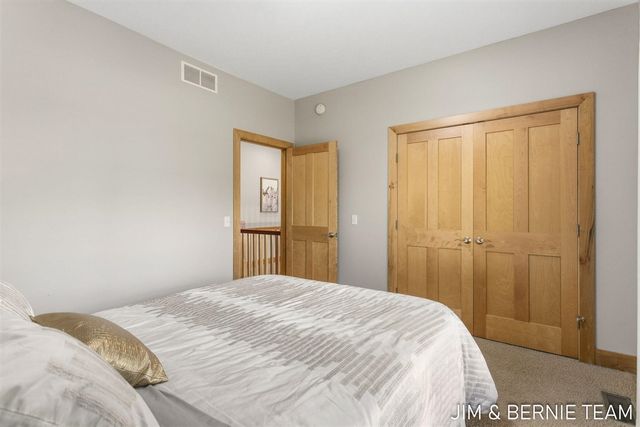 6427 Sand Castle View, Holland, MI 49423