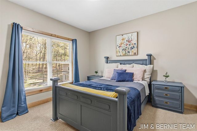6427 Sand Castle View, Holland, MI 49423