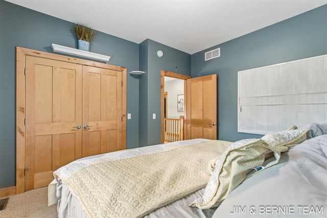 6427 Sand Castle View, Holland, MI 49423