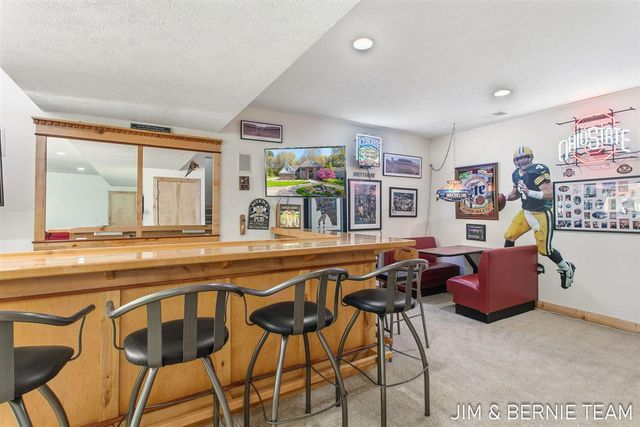 6427 Sand Castle View, Holland, MI 49423