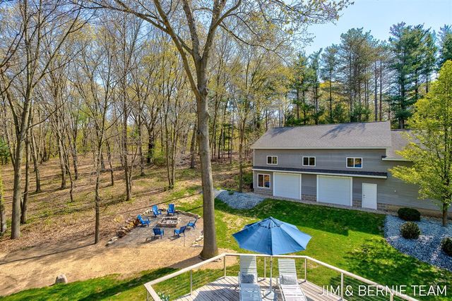 6427 Sand Castle View, Holland, MI 49423
