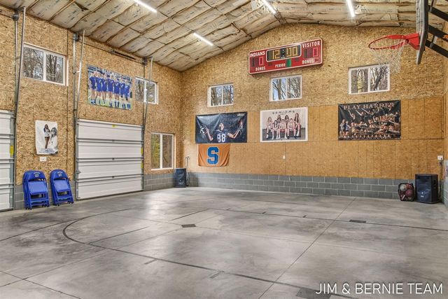 6427 Sand Castle View, Holland, MI 49423
