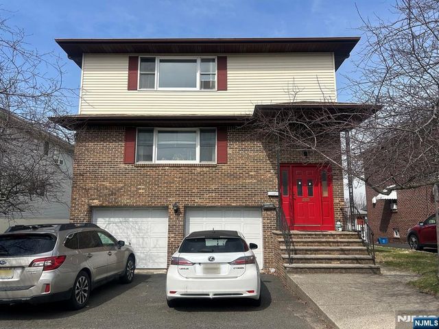 525 Stuyvesant Avenue, Lyndhurst, NJ 07071