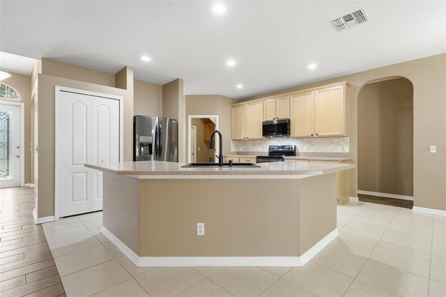 9269 N SAPONARIA DRIVE, Citrus Springs, FL 34433
