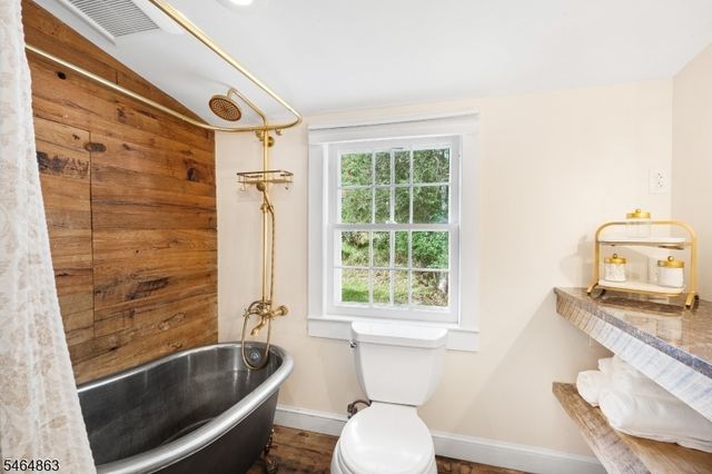 37 W Main St, Mendham Twp., NJ 07945