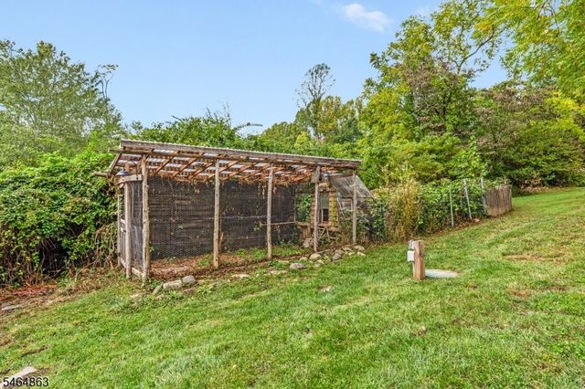 37 W Main St, Mendham Twp., NJ 07945