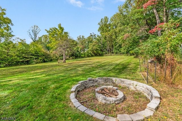 37 W Main St, Mendham Twp., NJ 07945