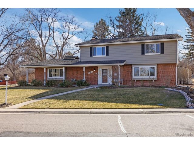 11954 W Applewood Knolls Dr, Lakewood, CO 80215