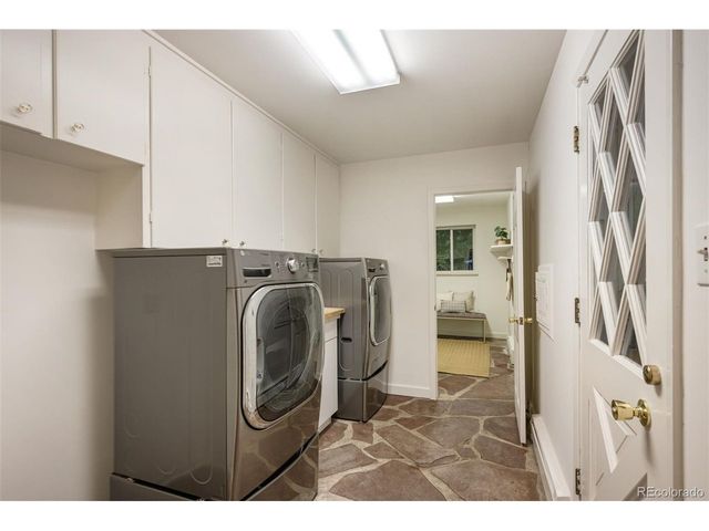 11954 W Applewood Knolls Dr, Lakewood, CO 80215