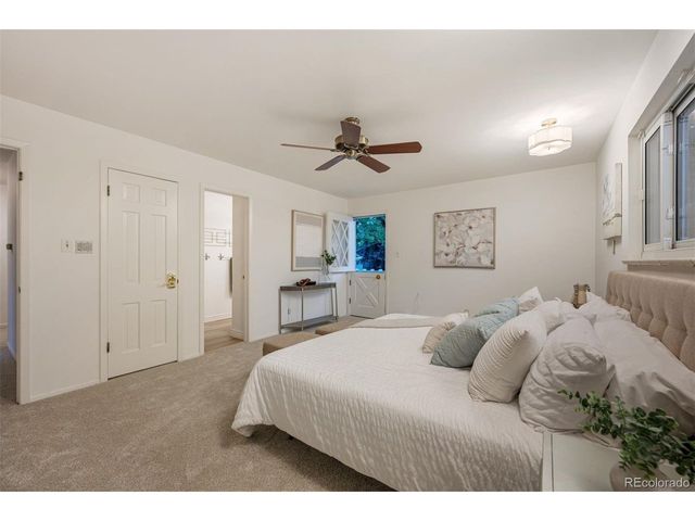 11954 W Applewood Knolls Dr, Lakewood, CO 80215