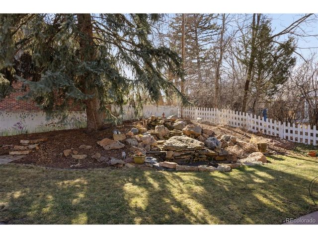 11954 W Applewood Knolls Dr, Lakewood, CO 80215