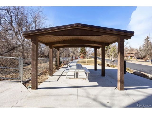 11954 W Applewood Knolls Dr, Lakewood, CO 80215