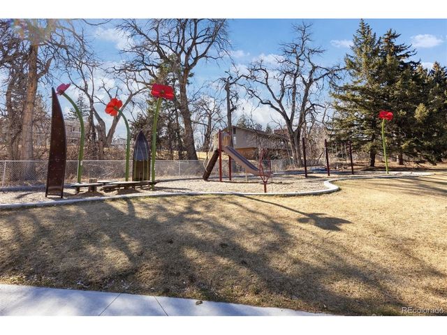 11954 W Applewood Knolls Dr, Lakewood, CO 80215